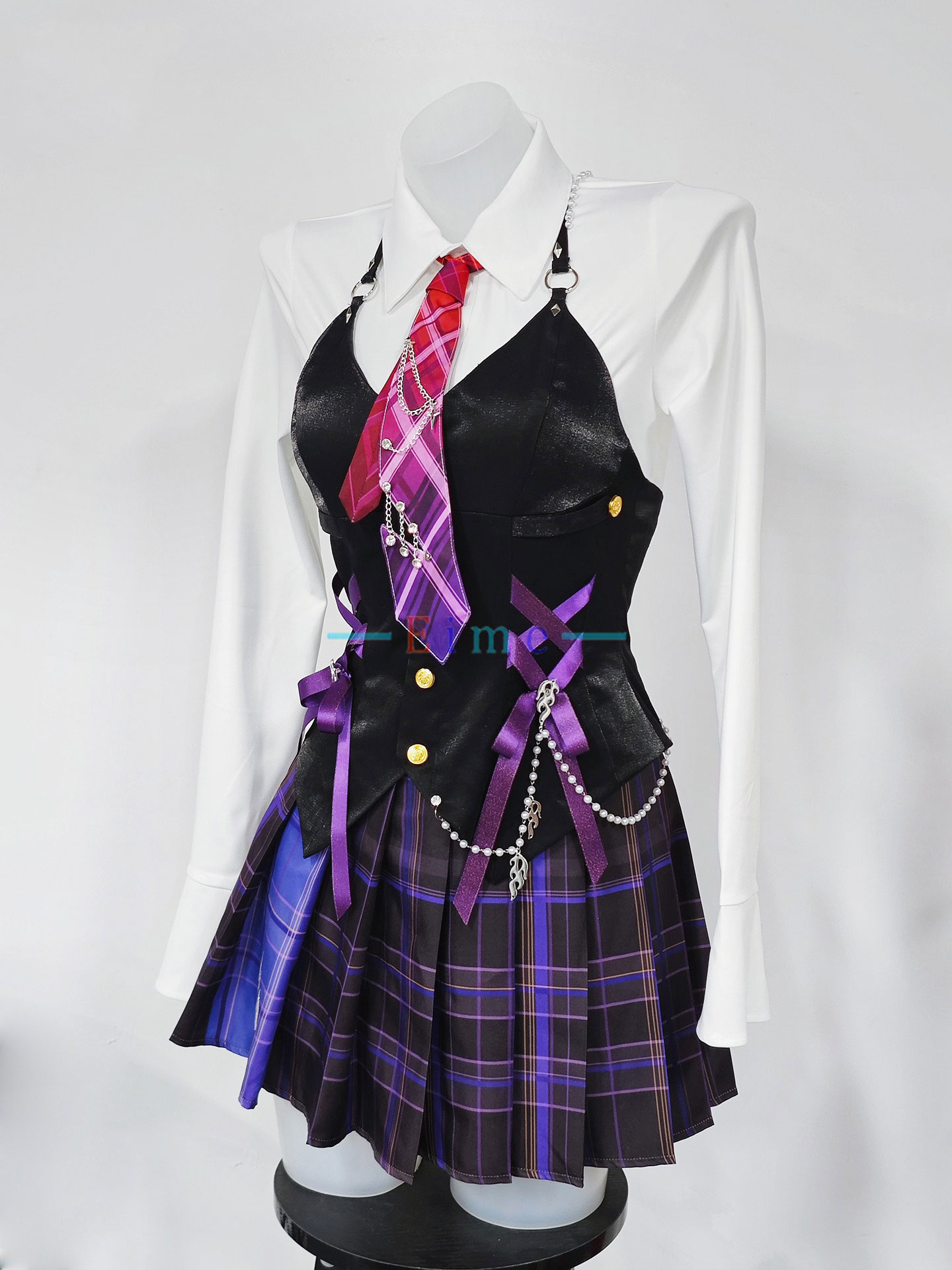 لعبة Naraka Bladepoint Tarka J - مراجعة Anime Cosplay Show وسعره