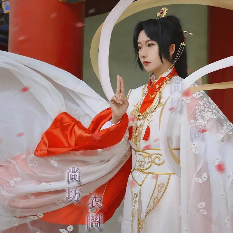 كراون المسؤولين السماويين يبار - مراجعة Queen Anime Cosplay وسعره