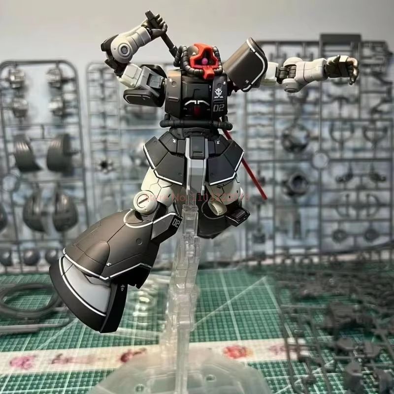 نموذج تجميع تجريبي لـ ريك دوم  - مراجعة Bandai Gundam Rg وسعره